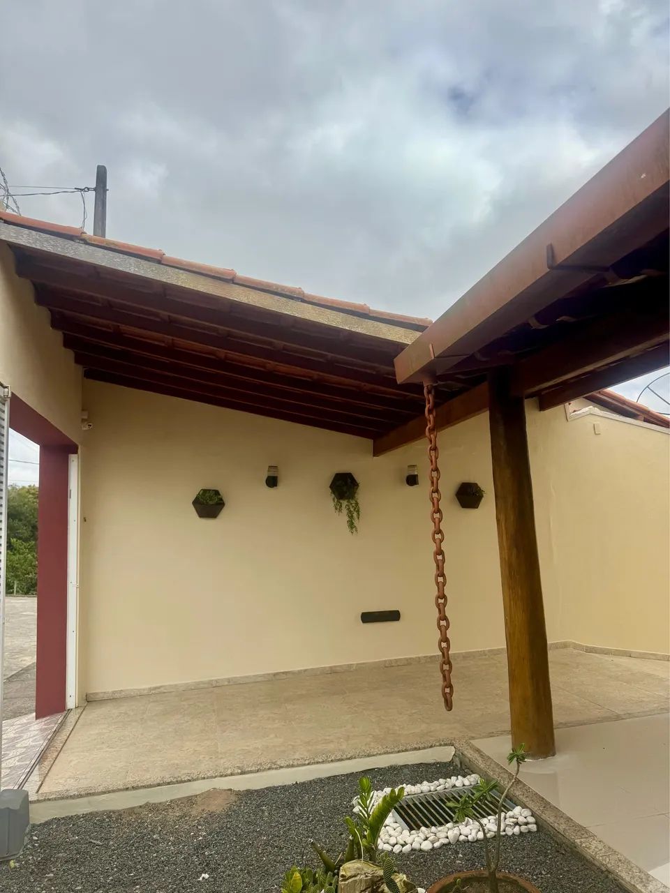 Ótima casa, bem localizada e espaçosa  - Foto 5