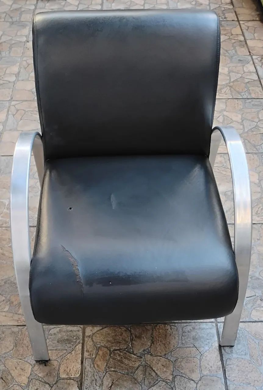 4 poltronas (a unidade está R$ 200,00) - Foto 2