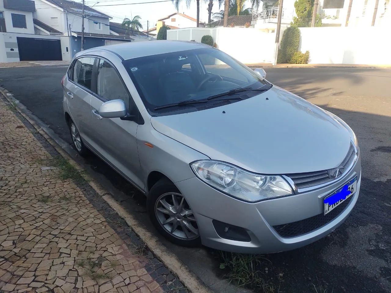 Chery Celer Hatch 1.5 16V Flex 5P 2015 - Foto 2
