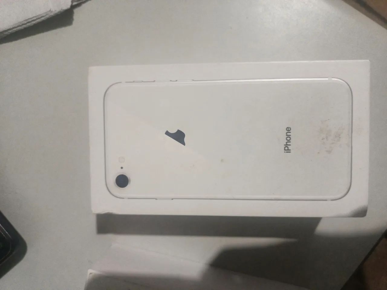Caixinha de iPhone 8plus 