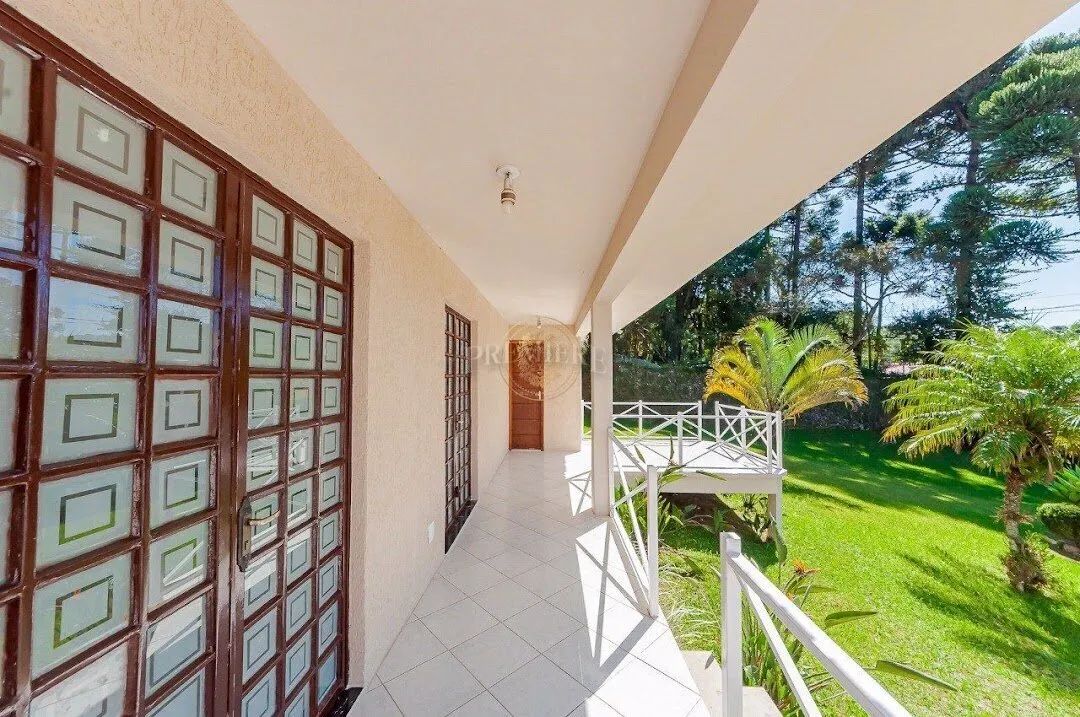 Casa com 4 Quartos e Amplo Terreno de 1.200 m² em Santa Cândida - Foto 5