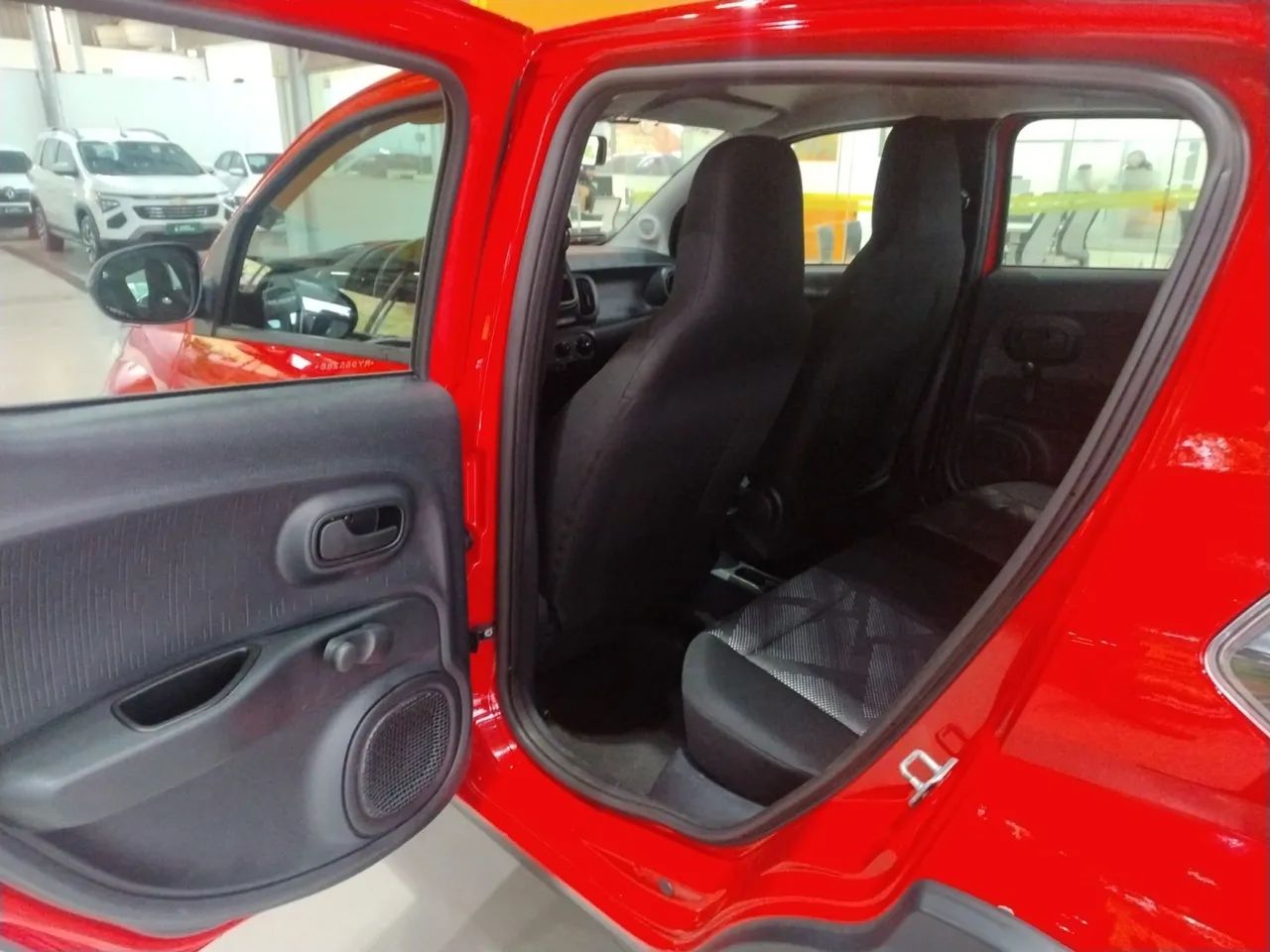 Fiat Mobi LIKE 1.0 Fire Flex 5p., foto 9 de 16