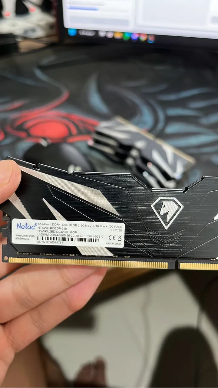 Memória Ram Kingston Fury (2x8) 16gb ddr4 3733mhz - LACRADO