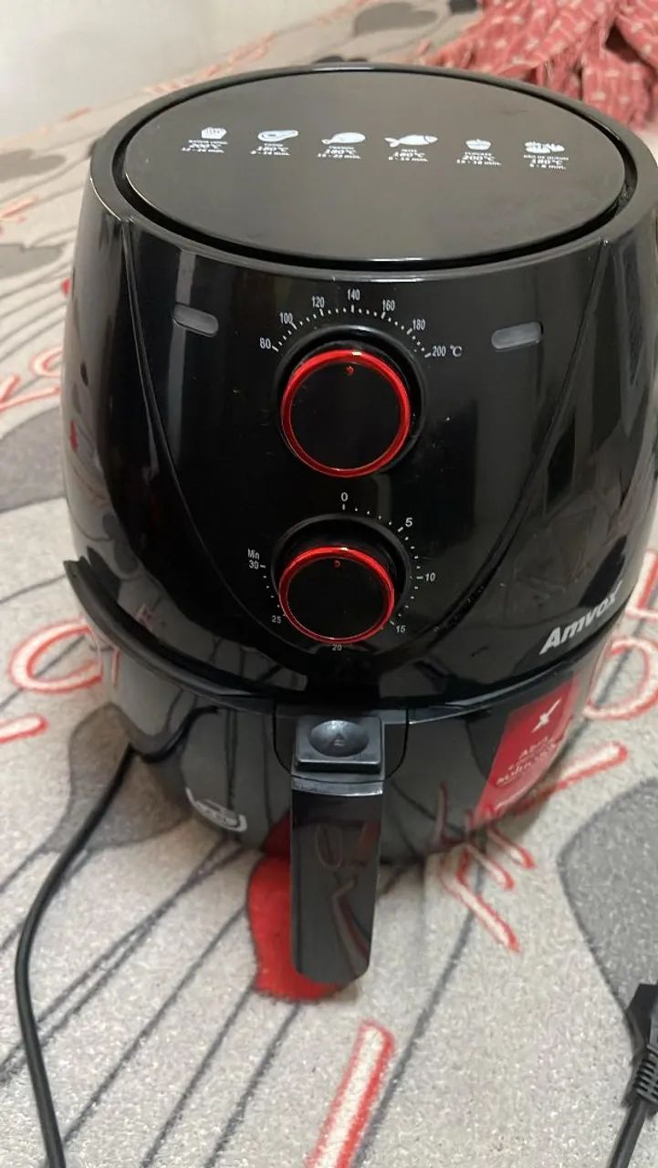 AIR FRYER. 