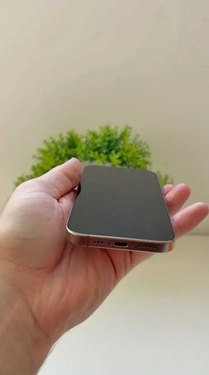 Iphone 16 pro 128GB - Foto 2