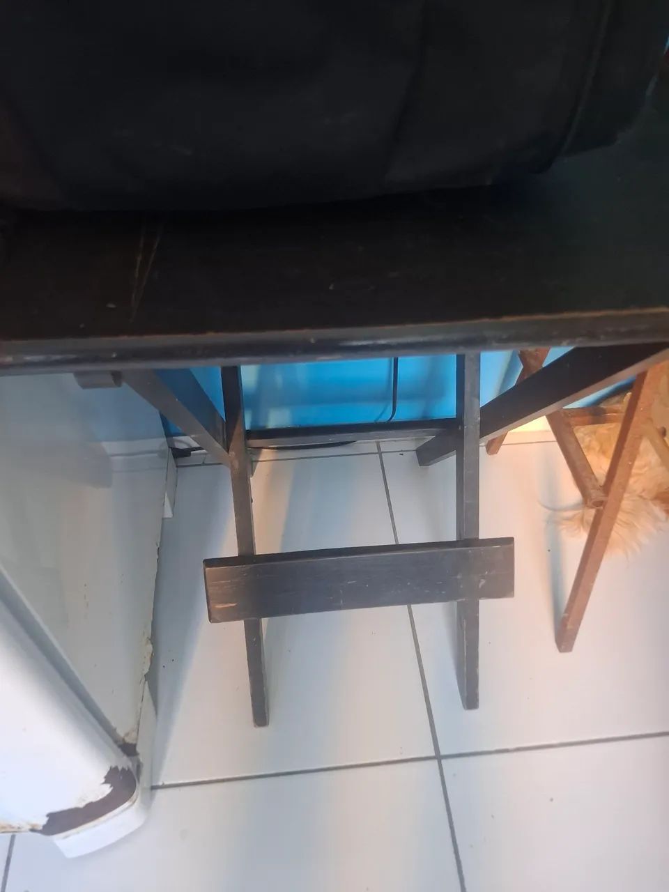 Vendo mesa de madeira  - Foto 4
