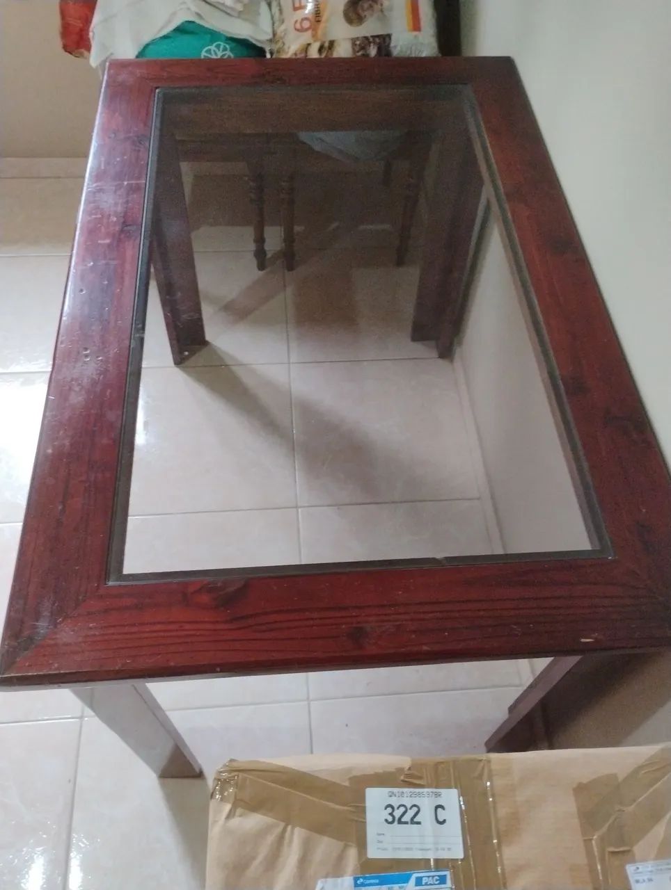 Vendo mesa de jantar com tampo de vidro  - Foto 2