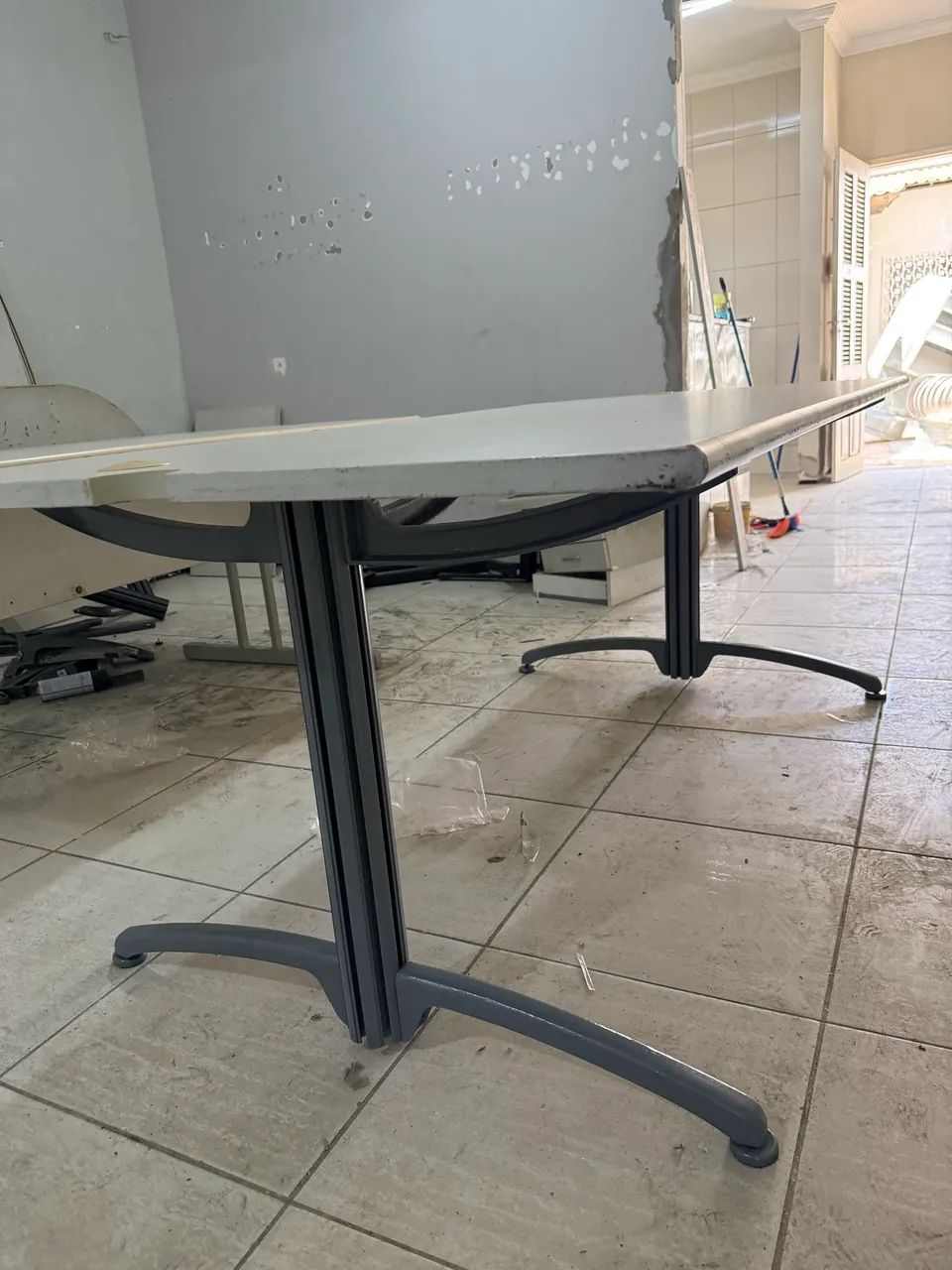 Mesa de reunião ou biro de escritório  - Foto 4