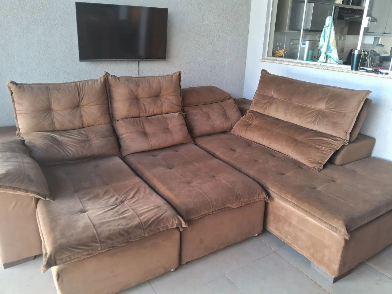 Sofá de canto retrátil e reclinável 