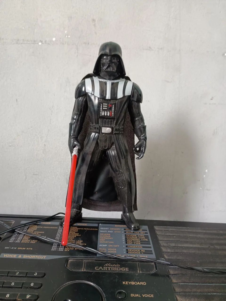 Boneco Darth Vader 