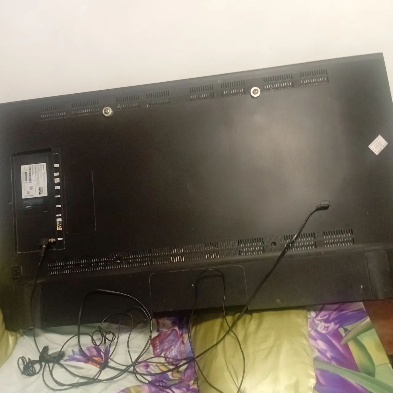 TV de 49 polegadas... vendo com defeito para retirar a peça - Foto 2