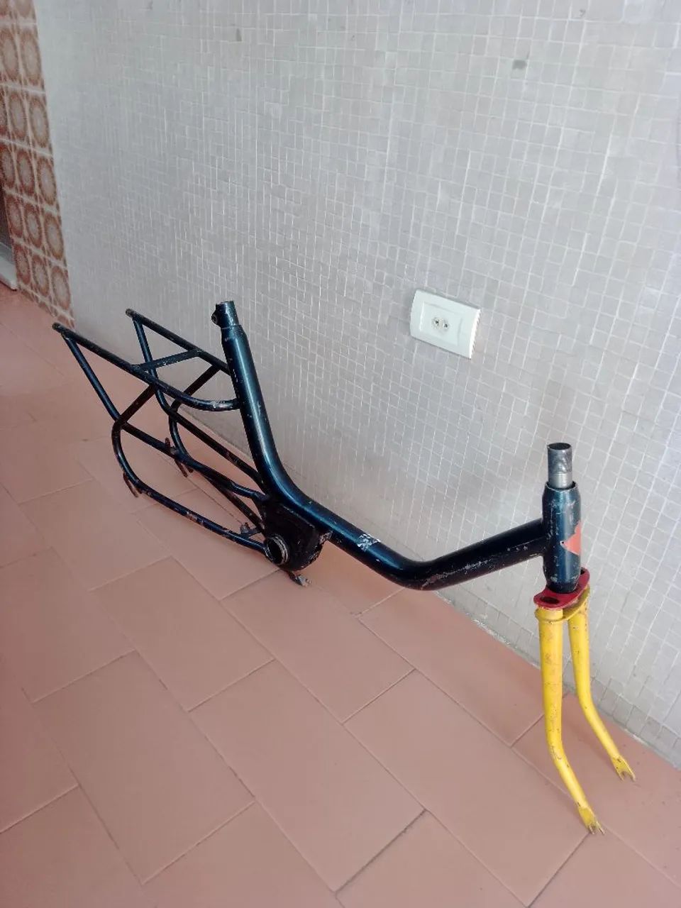 Quadro e garfo Monareta aro 20  - Foto 3