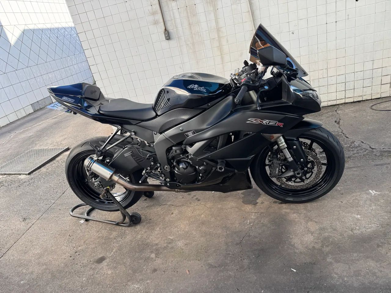 Kawasaki Zx-6r 600cc 2012 - 1492684121 | OLX