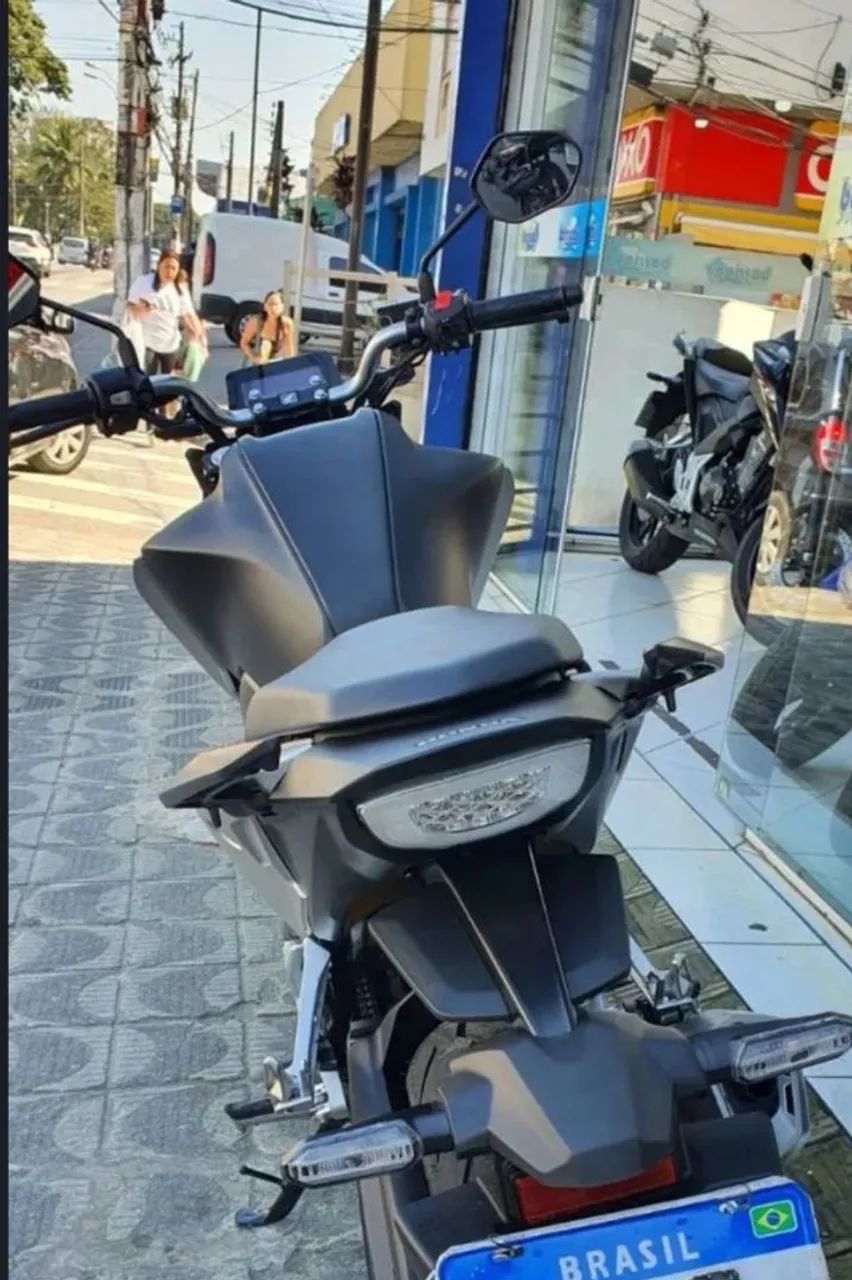 CB TWISTER 300F CBS  - Foto 3