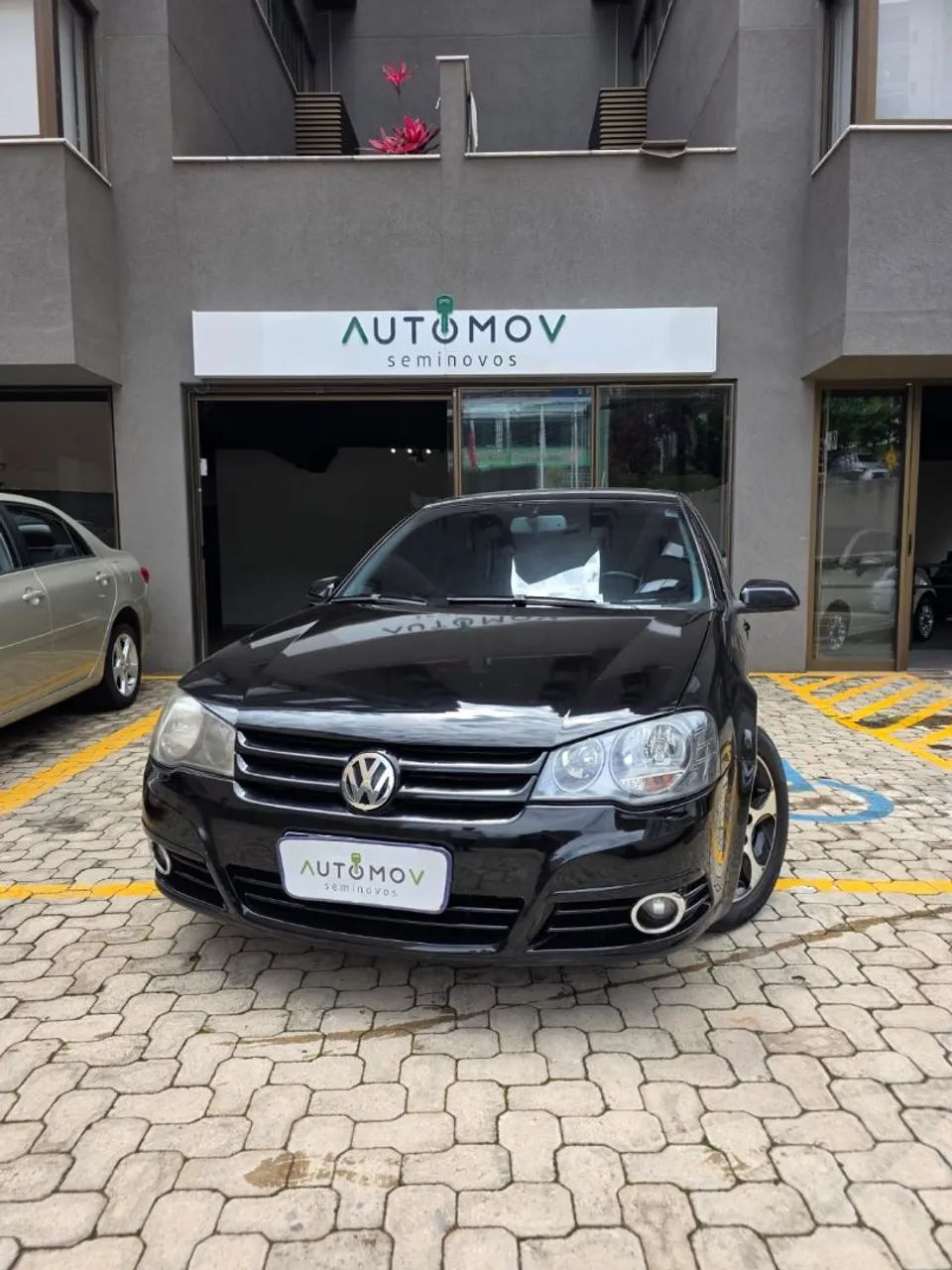 Volkswagen Golf Golf TECH 1.6 Mi Total Flex 8V 4p 2009