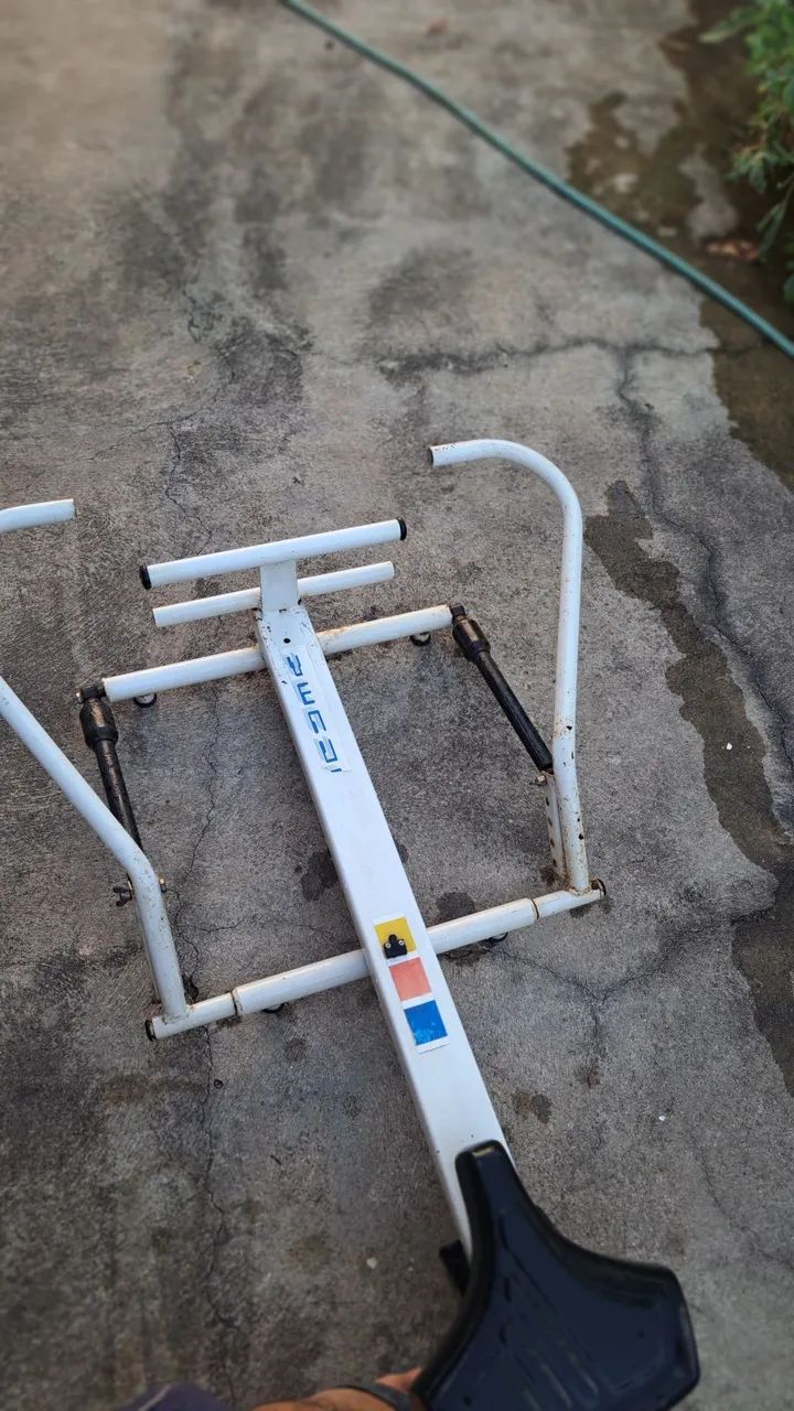 Máquina de remo usada