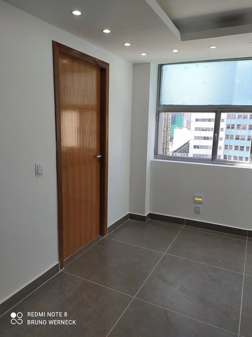 Linda Sala Comercial de 45m2 Para Locação - Completamente Reformada - Foto 8