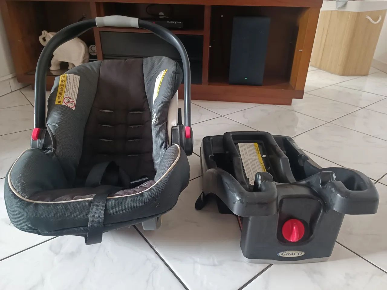 Cadeirinha infantil Graco com base usado - Foto 2