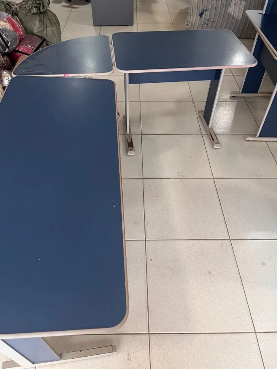 MESA DE ESCRITORIO  - Foto 2