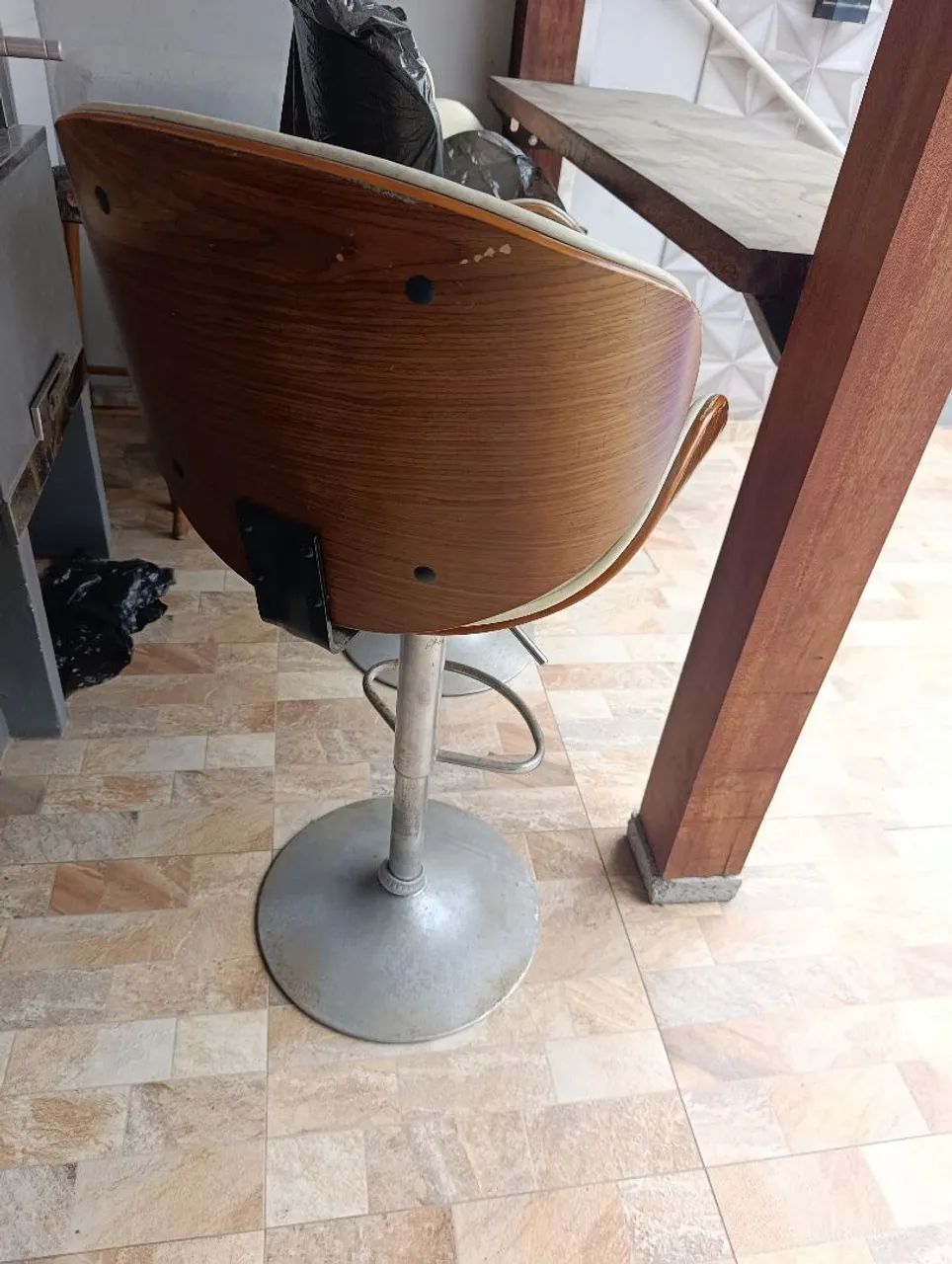 Banquetas altas c pistão  - Foto 2