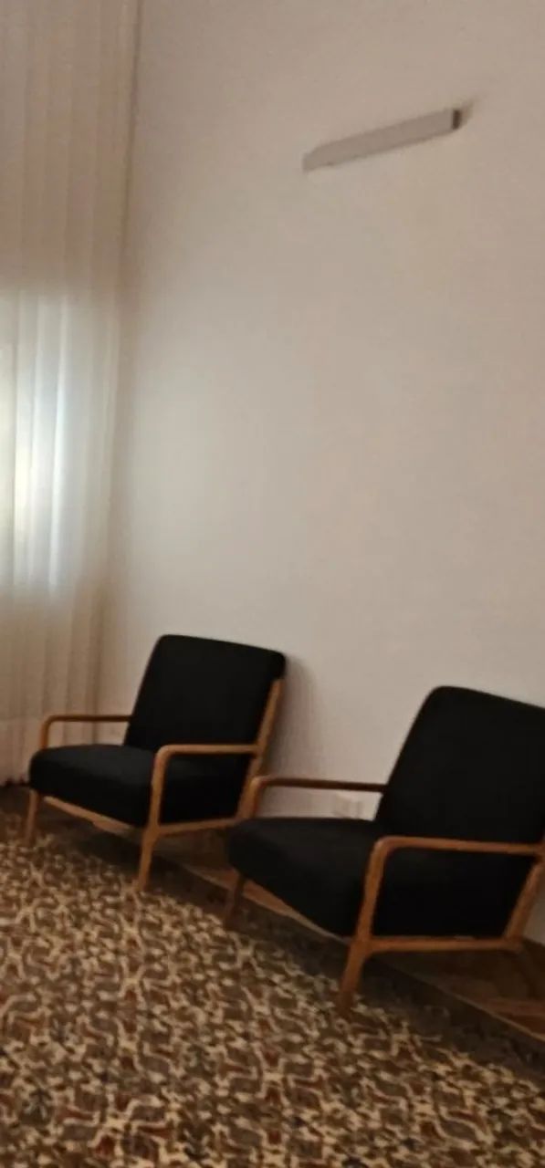 Poltrona Zara Home linho e freixo preta