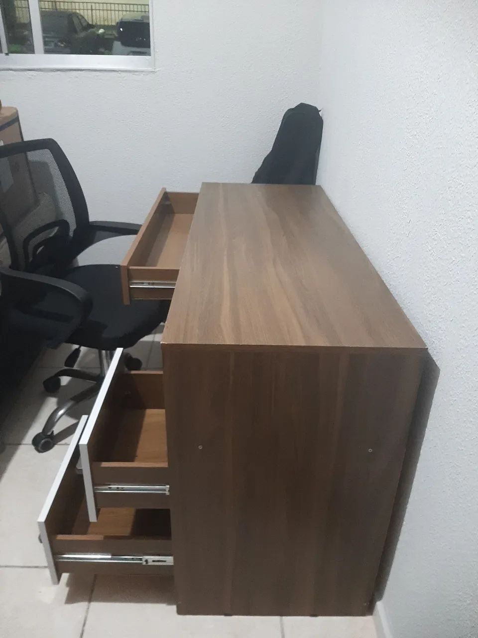 Escrivaninha em ótimo estado - Foto 3