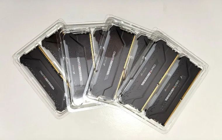Memória RAM Corsair Vengeance RGB PRO 32GB (1x32GB) DDR4 3200MHz