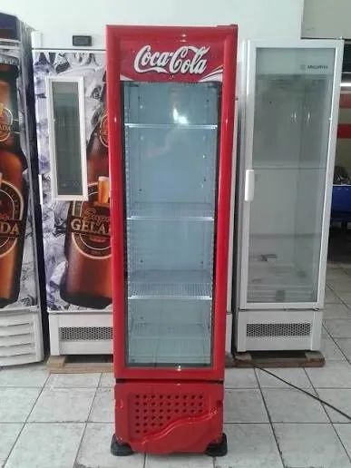 Geladeira Expositora Slim Coca-Cola