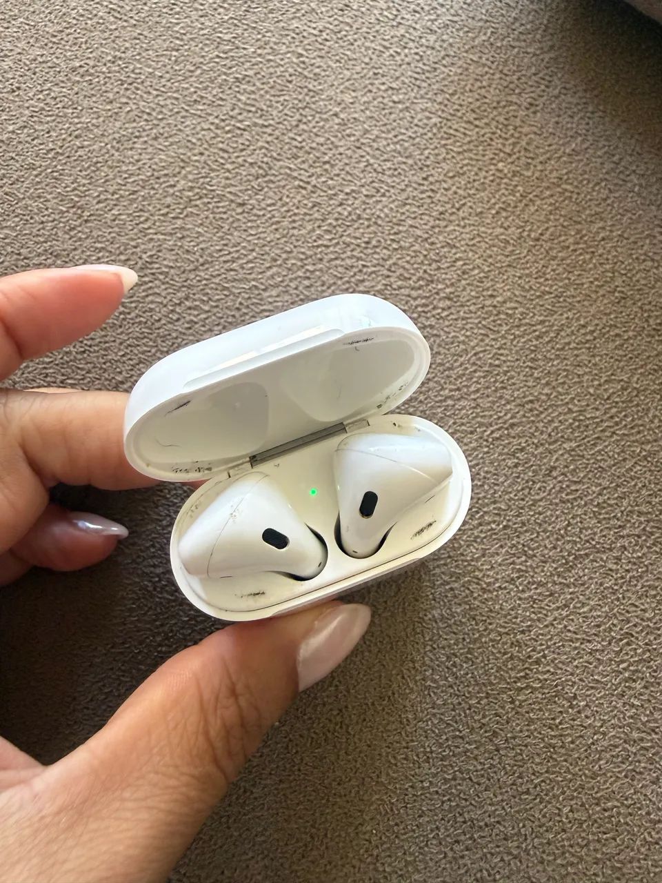 AirPods 2 original com defeito - Foto 2