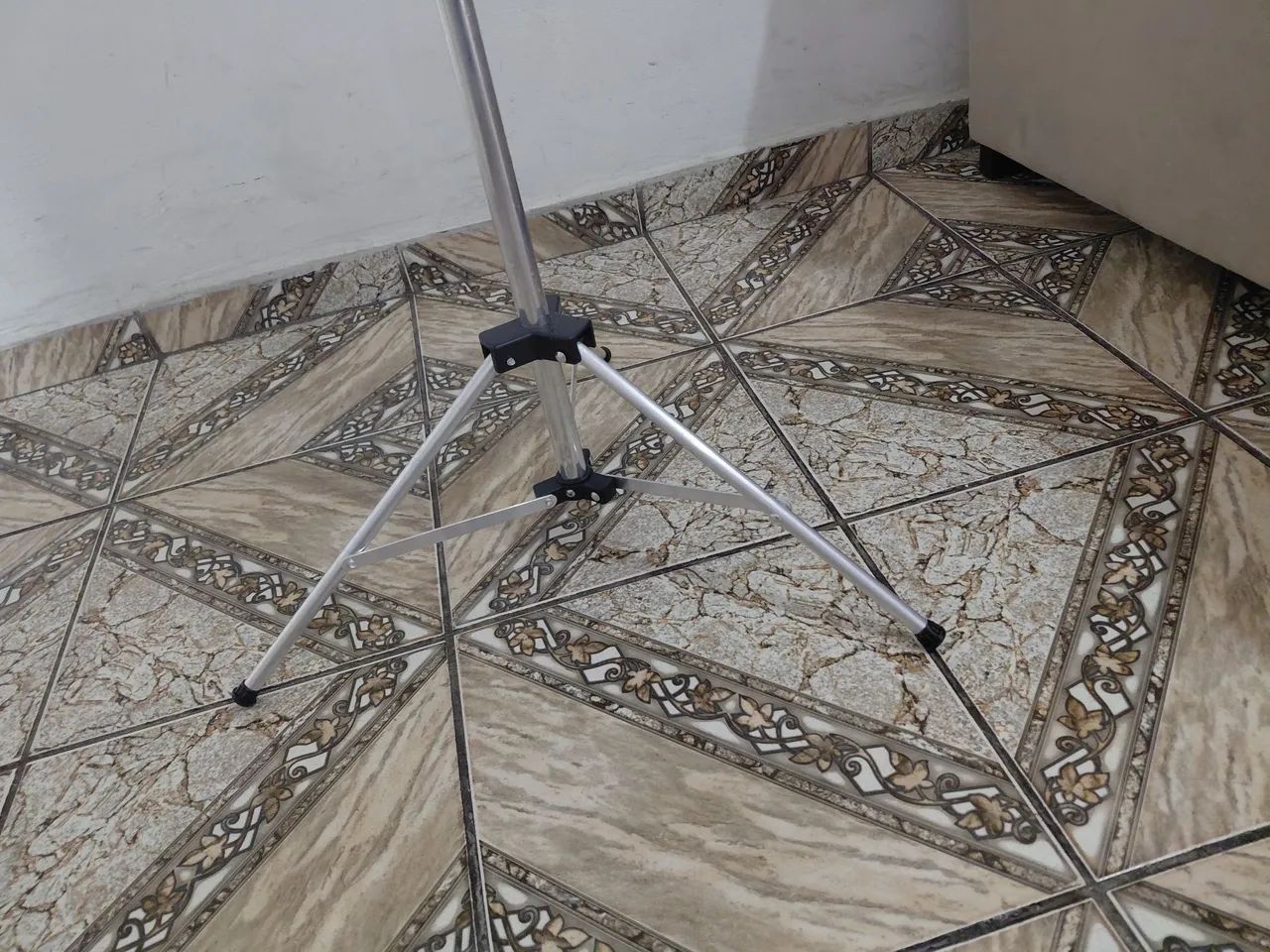 Suporte para soro - Foto 2