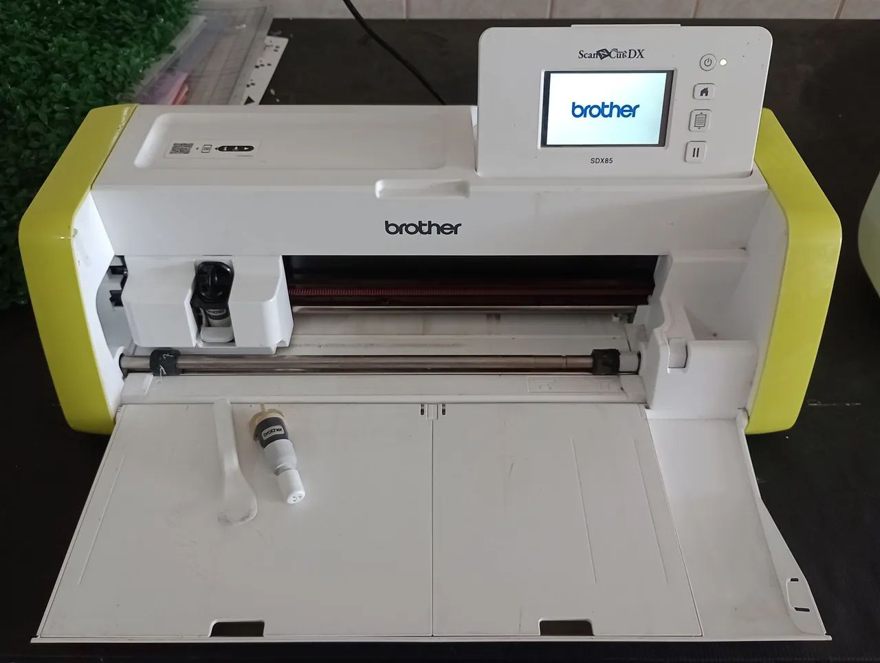 Máquina de corte da scancut sdx85  brother  com lâminas e suporte extra - Foto 4