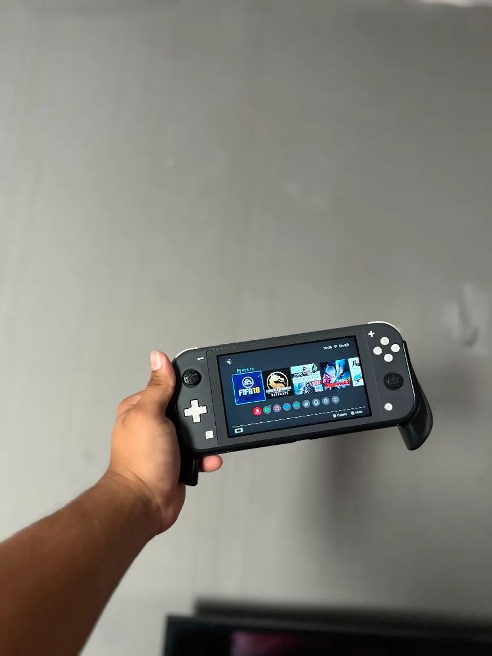 NINTENDO SWITCH LITE - Foto 4