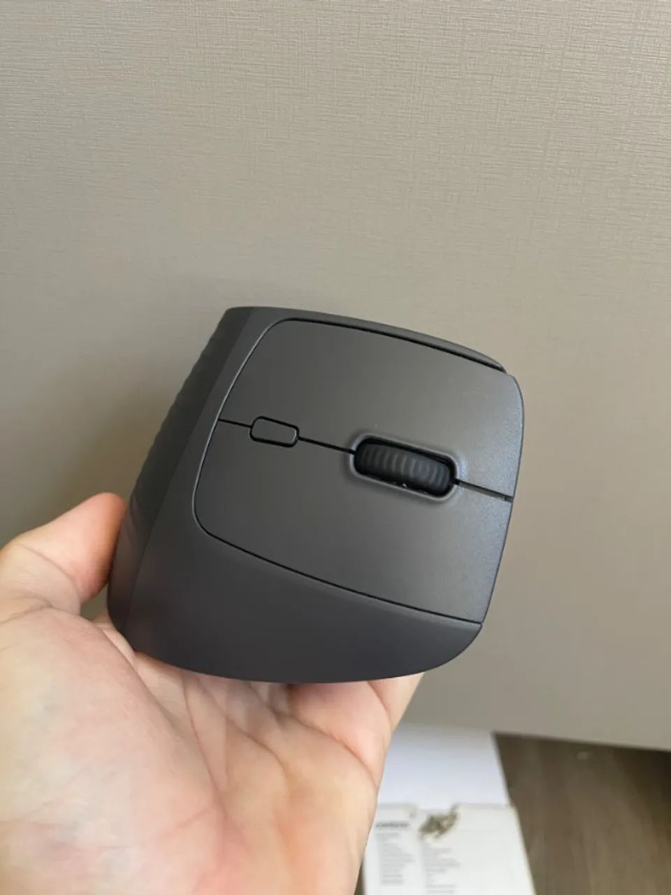 Mouse Vertical UGREEN M571 Sem Fio 4000 DPI com Caixa - Foto 2