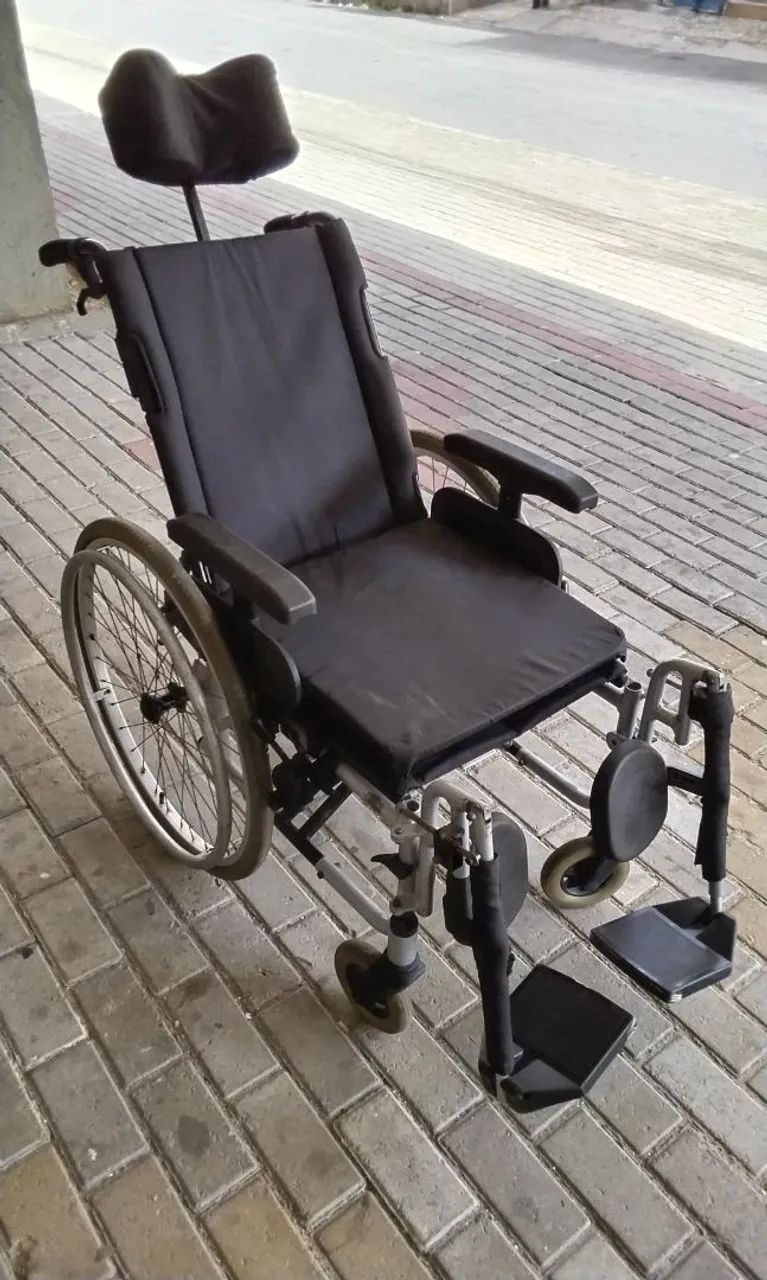 Cadeira de Rodas Confort