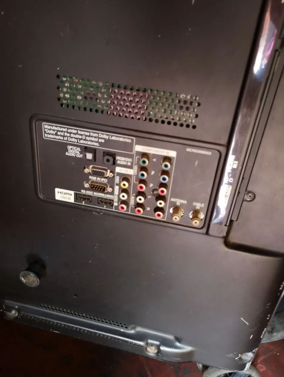 Vendo uma televisão LG 42 polegadas. Valor 550 para mais informações entrar em contato  - Foto 3