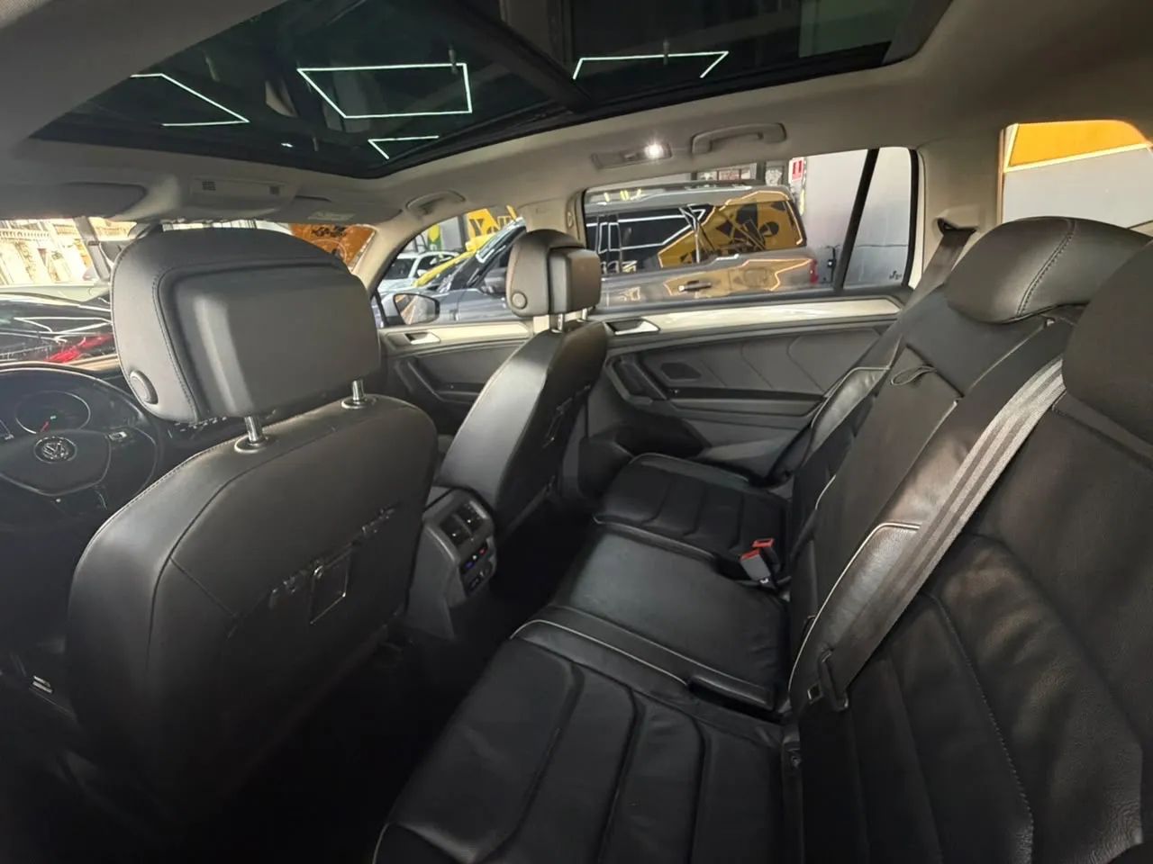 Volkswagen Tiguan Allspac Comf 250 TSI 1.4 Flex, foto 12 de 20