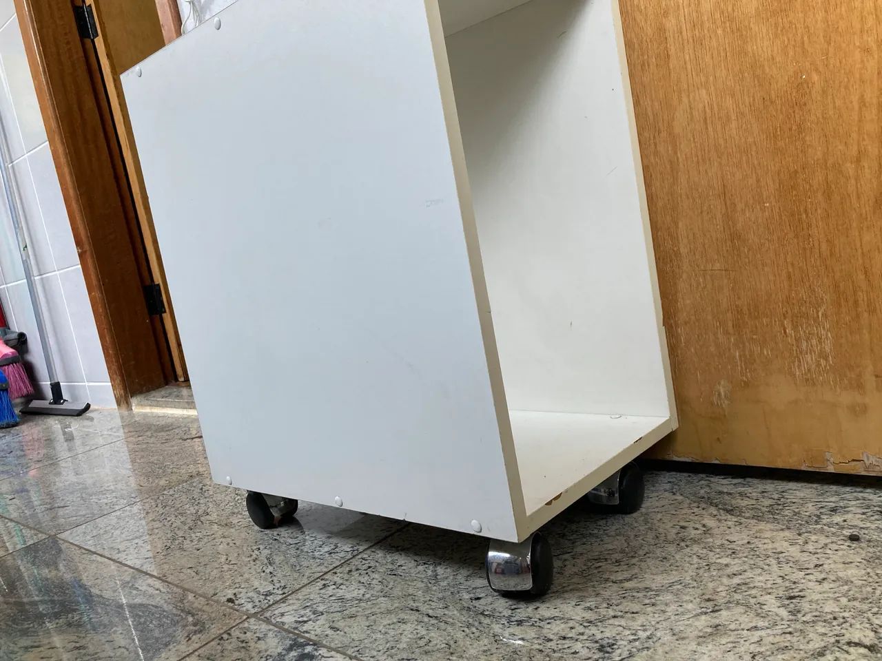 Módulo com rodízio / Mesa de apoio / Suporte para CPU - Foto 3