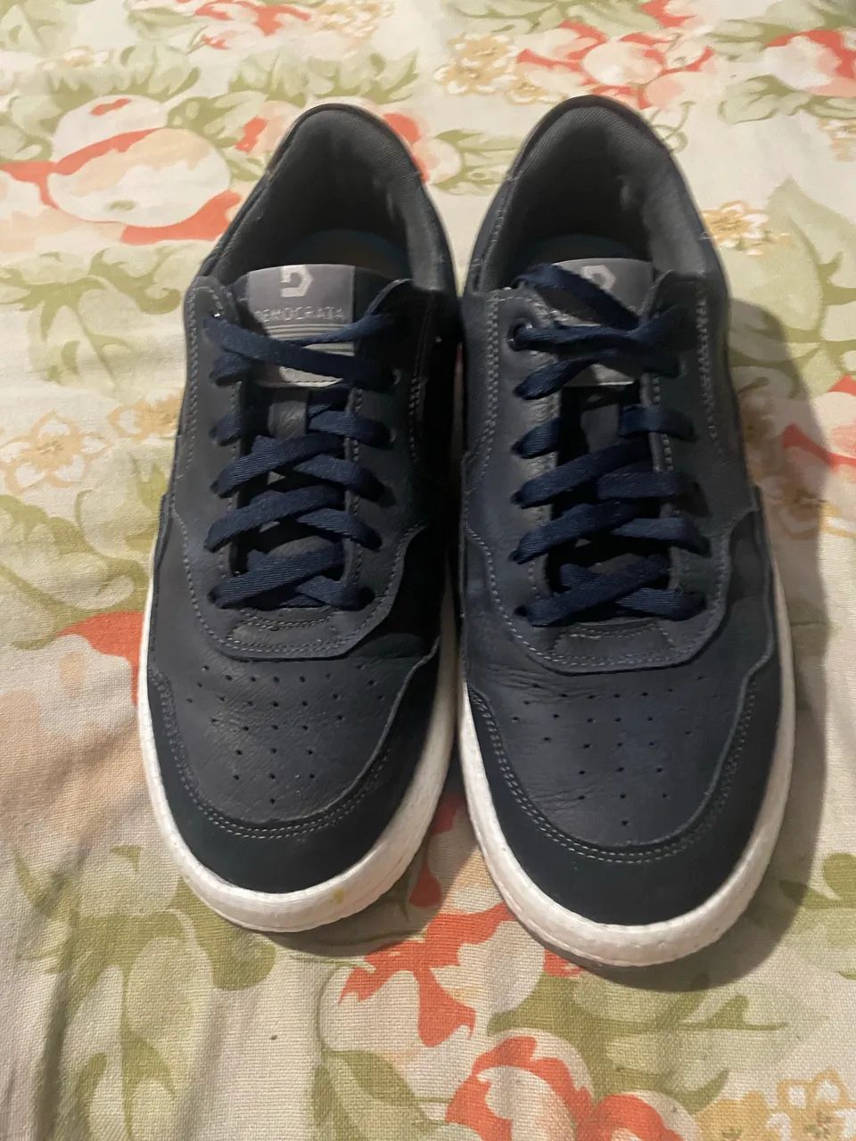 Vendo tênis e mocasin democrata  - Foto 5