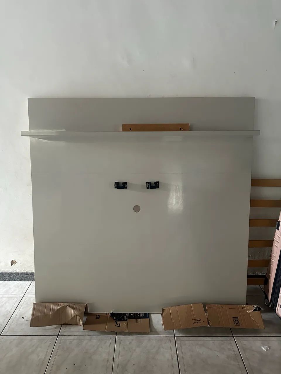 Painel em Mdf com suporte de Tv