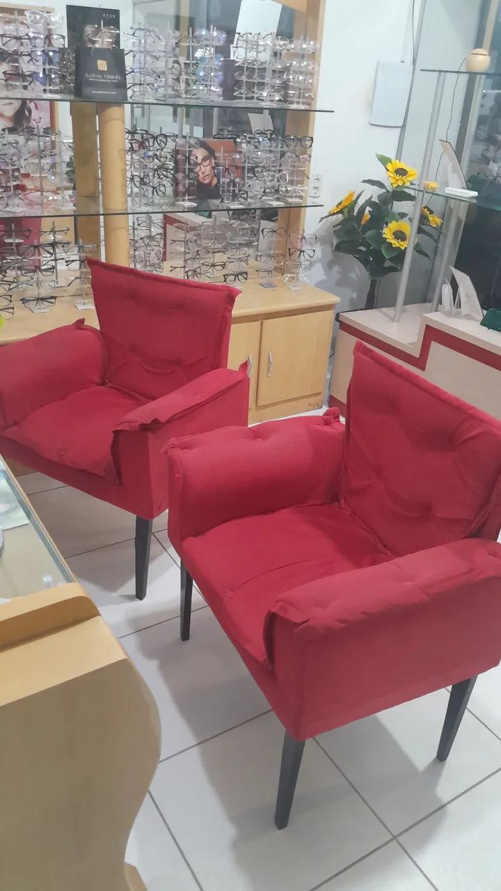 Vende-se móveis completos para ótica. 
