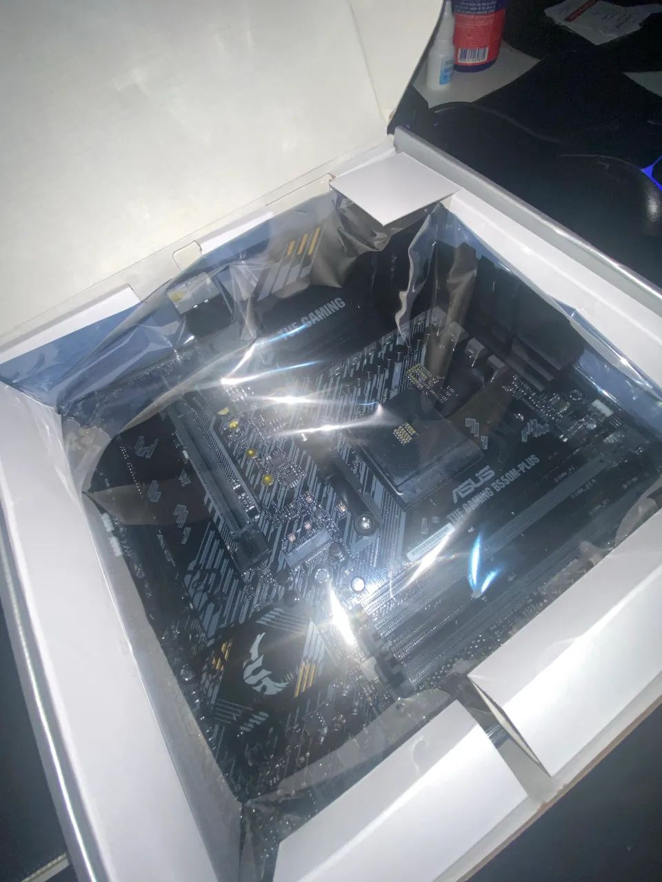 Placa mãe B550 PLUS TUF GAMING - Foto 2