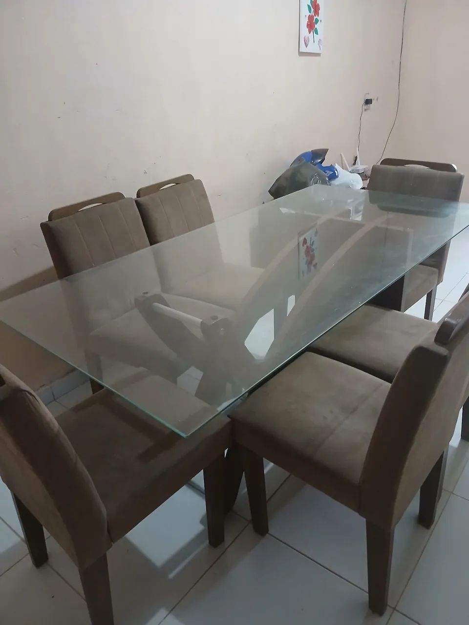 Mesa de vidro 6 cadeiras R$ 800,00  - Foto 2