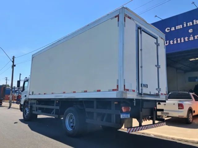 MB Atego 1719 4X2 Baú Refrigerado - (2012) - Foto 5