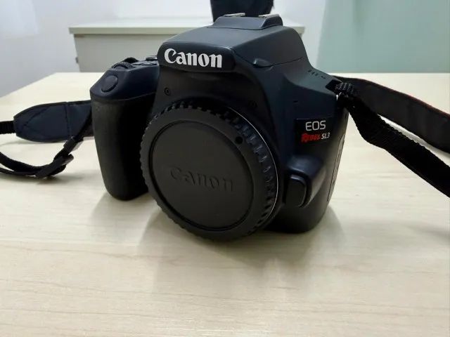  Canon EOS Rebel SL3