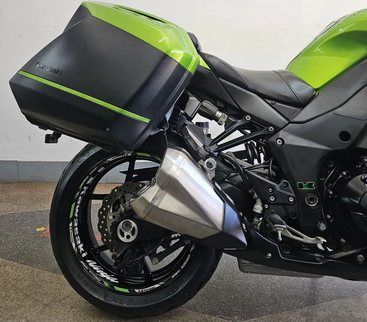 Kawasaki 1000 Tourer 2015 - 1499717596 | OLX