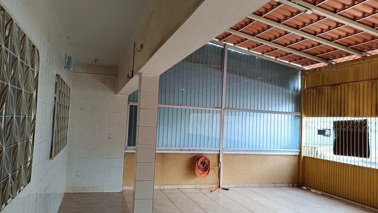 vendo casa quadra 24 leste 03 quartos lage - Foto 2