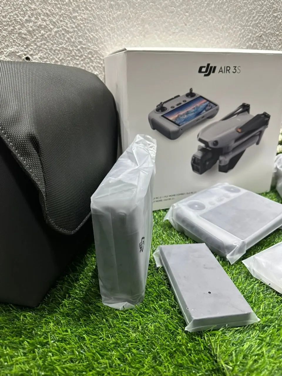 Dji Air 3s Combo Fly More RC2 com tela completo zero - Foto 2