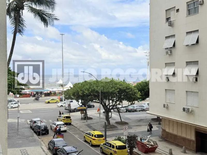 Apartamento : / Residencial / Copacabana