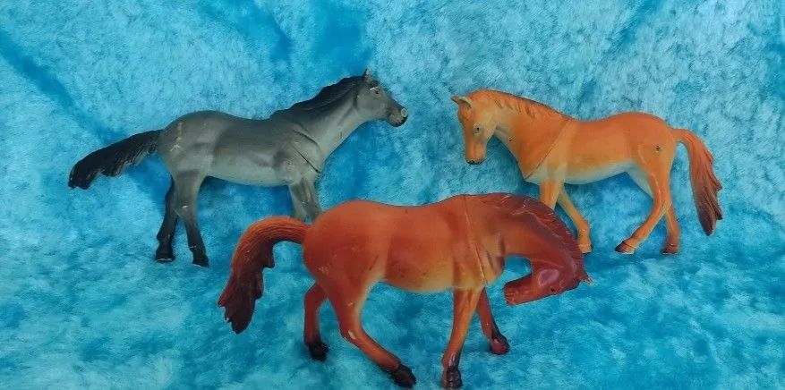 Kit 6 Cavalos Selvagens<br> - Foto 2