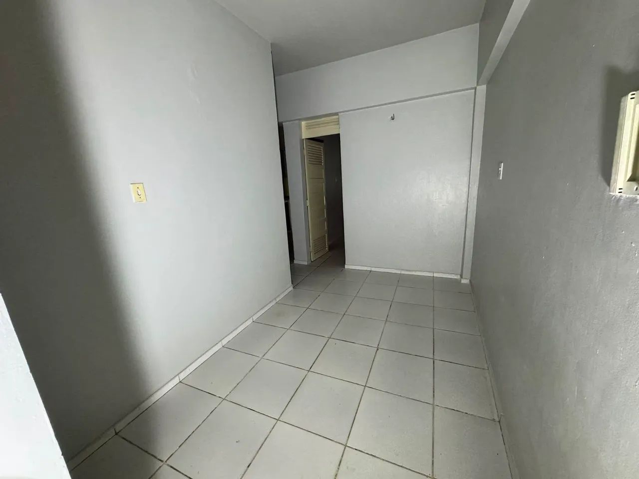 ALUGA-SE APTO POPULAR SEM GARAGEM - Foto 3